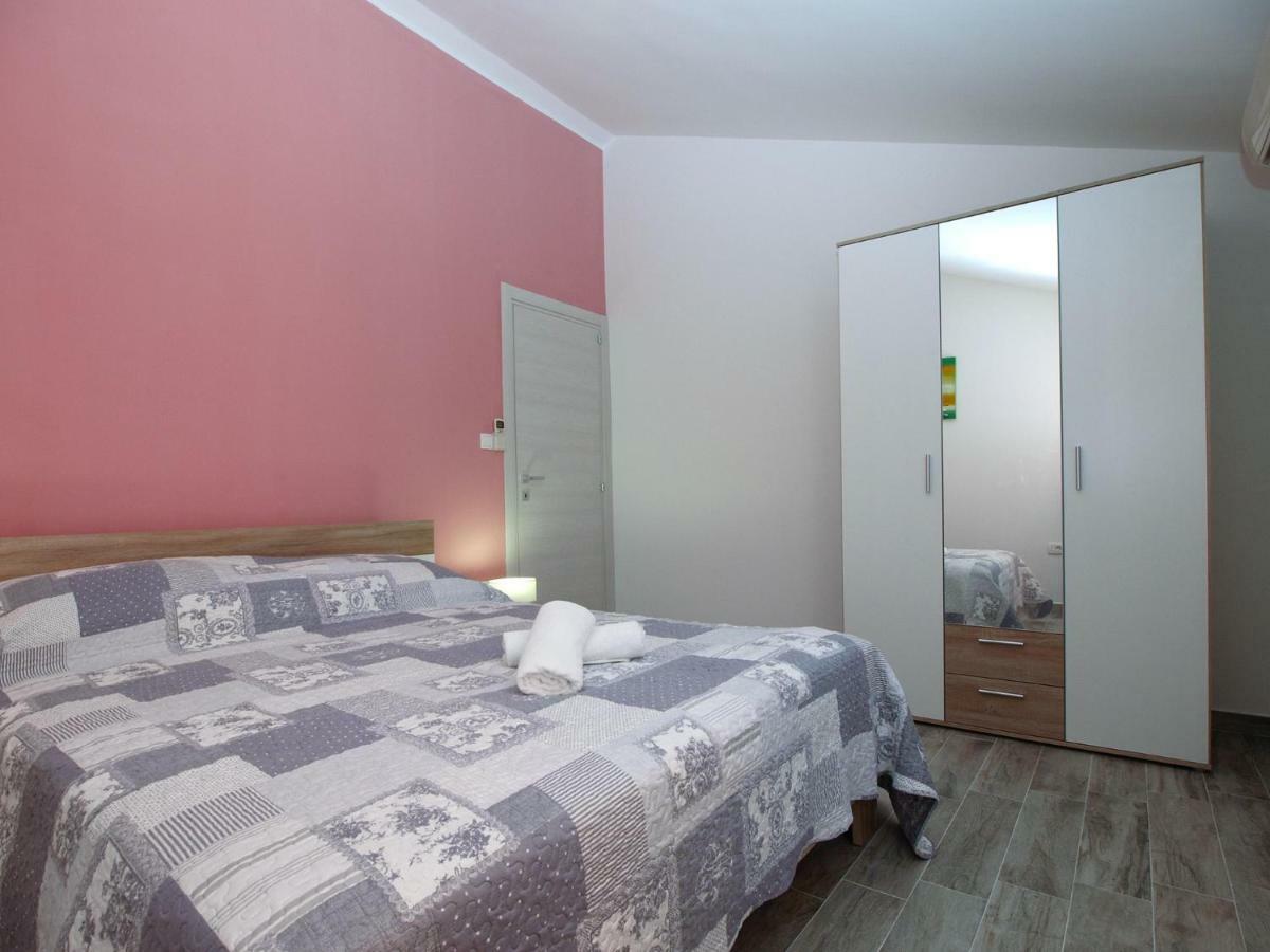 Apartments Oriana 898 Pula Exteriér fotografie